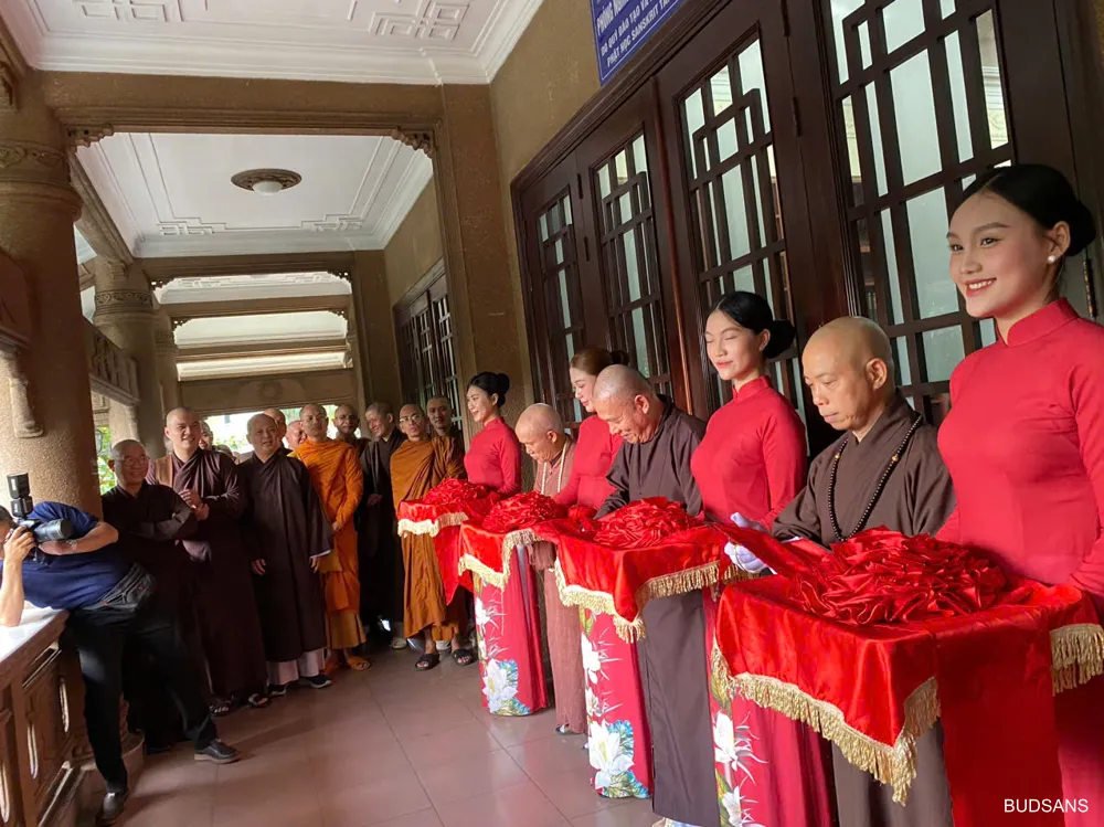 HVPGVN tại TP. HCM khai trương Phòng Nghiên cứu Sau đại học được tài trợ bởi Quỹ Đào tạo và Nghiên cứu Phật học Sanskrit